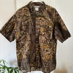 COPY - Colombia men’s button up camouflage fishing- hunting shirt size large